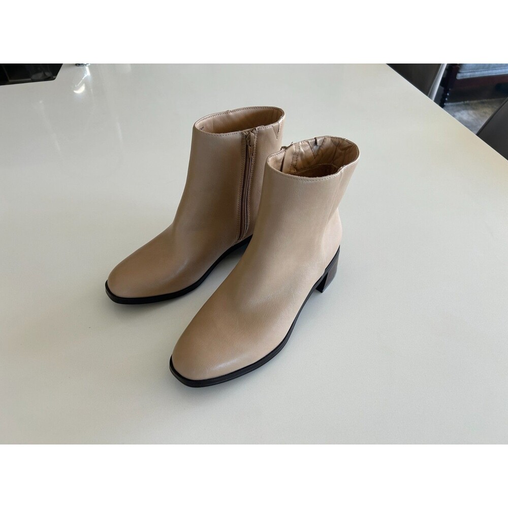 Sonoma Women's Size 9 Tan Eisley Faux Leather Ankle Boots Side Zip Block Heel